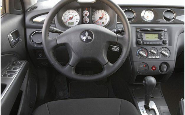 фото-3 Mitsubishi Outlander